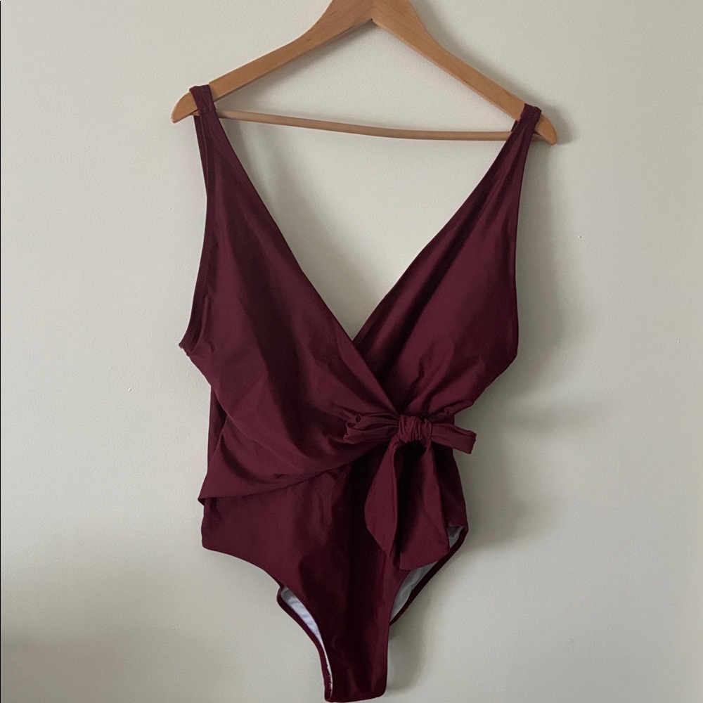 Cupshe Deep Wine Wrap One-Piece Swimsuit with Side Tie